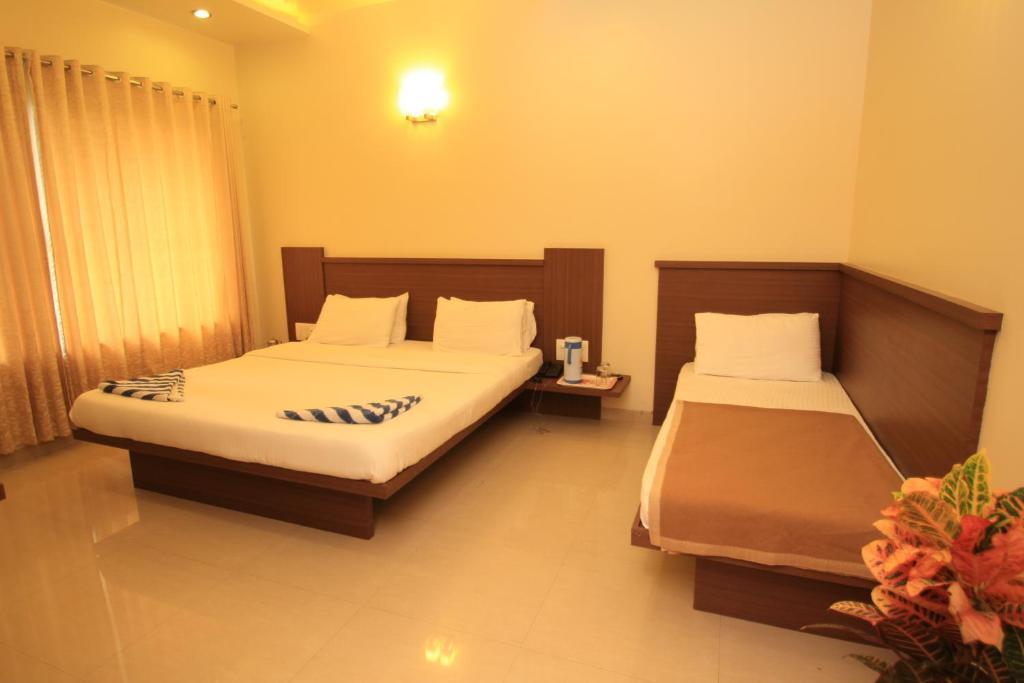 Hotel Sai Smaran Shirdi Room photo