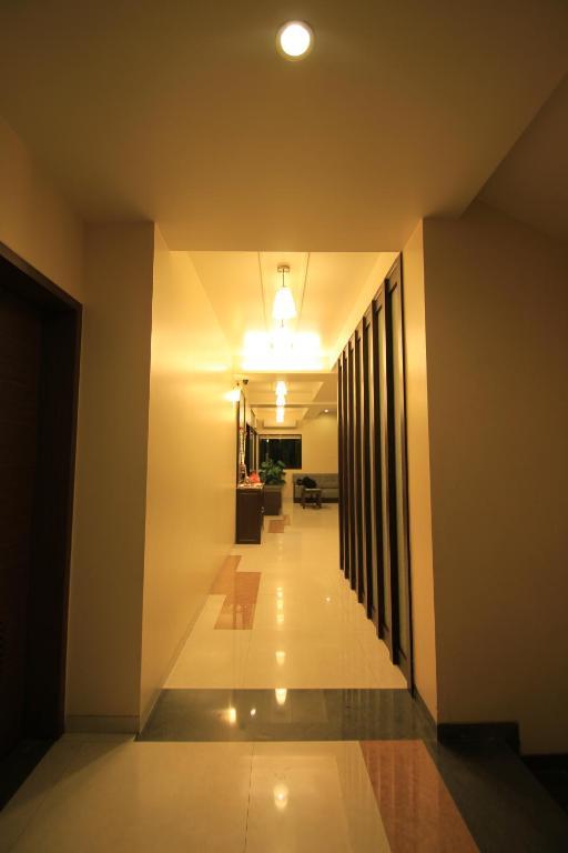 Hotel Sai Smaran Shirdi Exterior photo